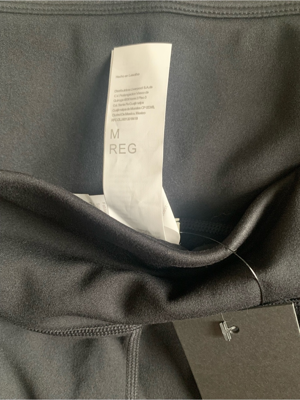 Fabletics Black Cold Weather Leggings - Picture 2 of 2